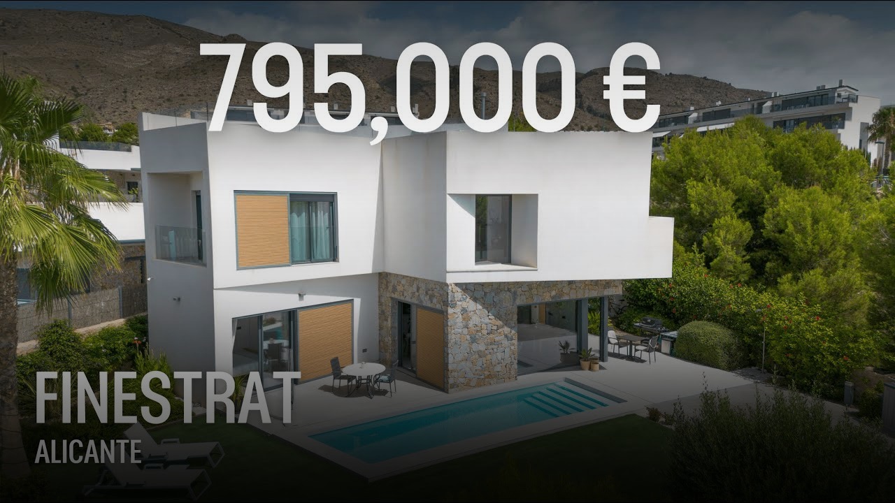 Impresionante casa de 4 dormitorios con piscina privada y vistas al mar en Sierra Cortina, Finestrat