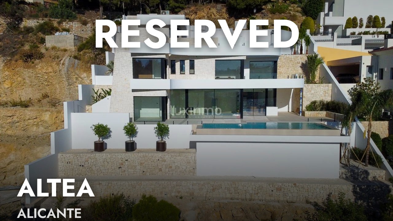 Video Tour of a Modern Villa in Altea Hills | Luxinmo Real Estate