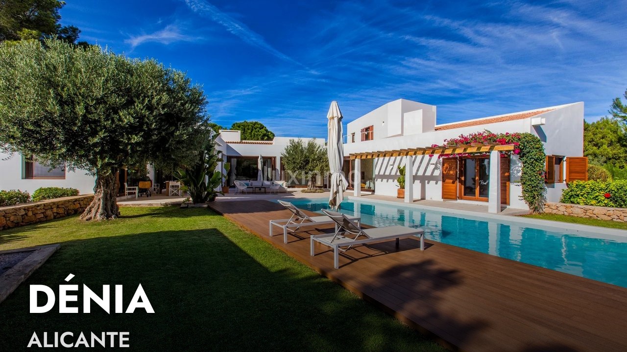 Large IBIZA-STYLE Luxury Villa in LAS ROTAS - Luxinmo Real Estate
