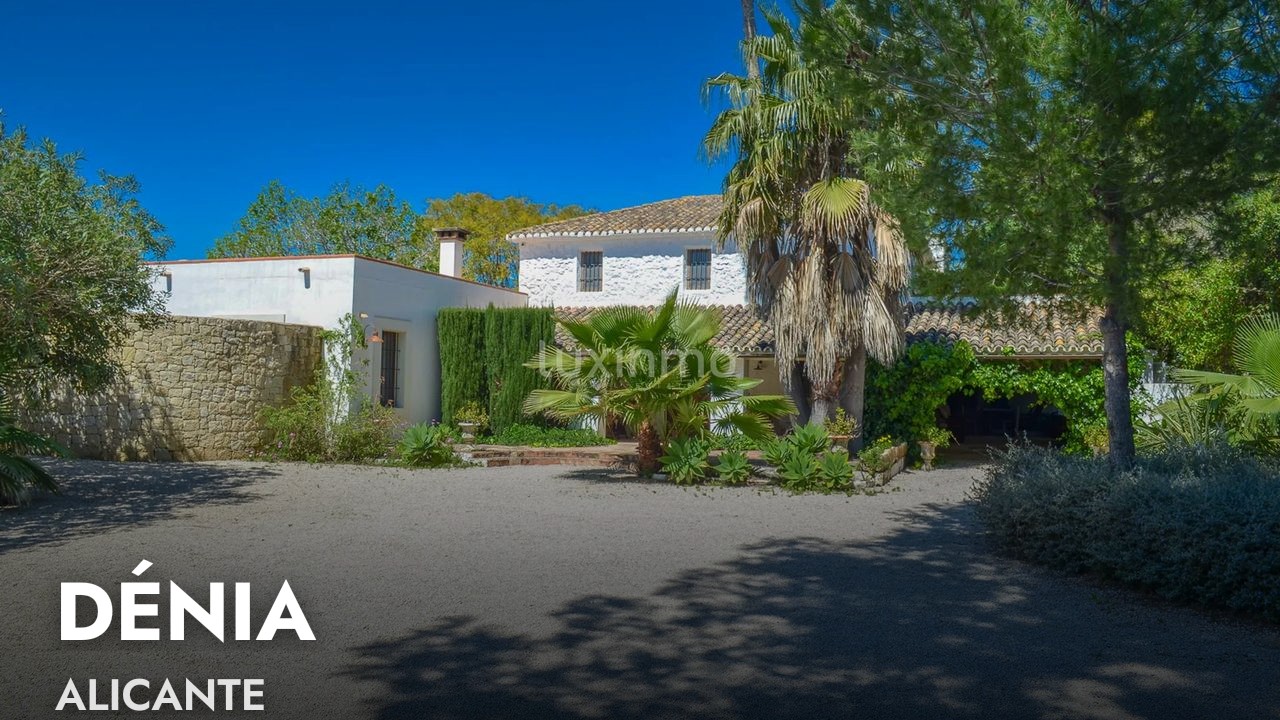 Large Charming Finca with 2 Houses for Sale in Denia - Luxinmo Real Estate